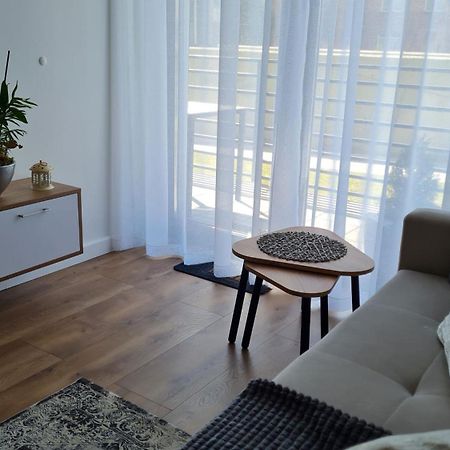 Daira Apartments อุสตรอเนียมอร์สเกีย ภายนอก รูปภาพ