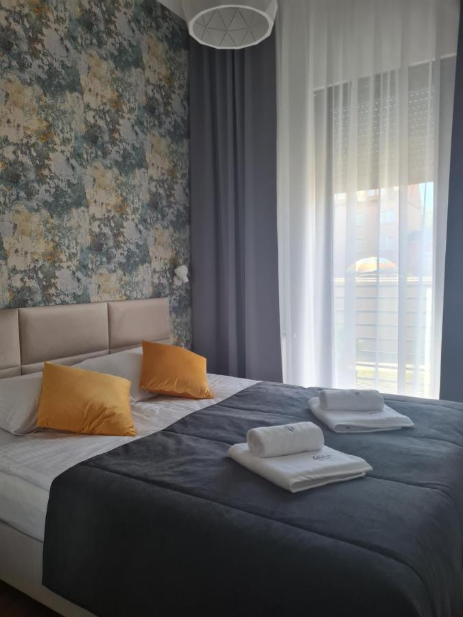 Daira Apartments อุสตรอเนียมอร์สเกีย ภายนอก รูปภาพ