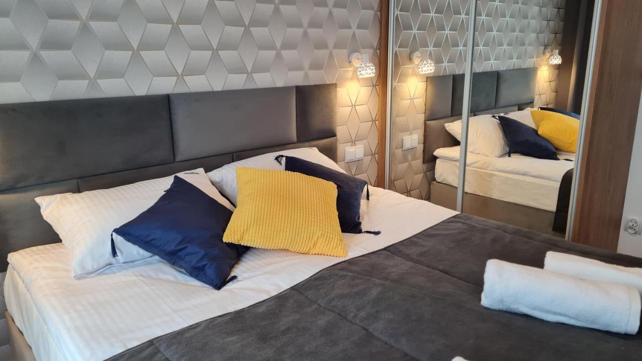 Daira Apartments อุสตรอเนียมอร์สเกีย ภายนอก รูปภาพ