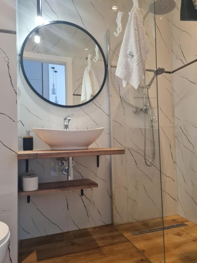 Daira Apartments อุสตรอเนียมอร์สเกีย ภายนอก รูปภาพ