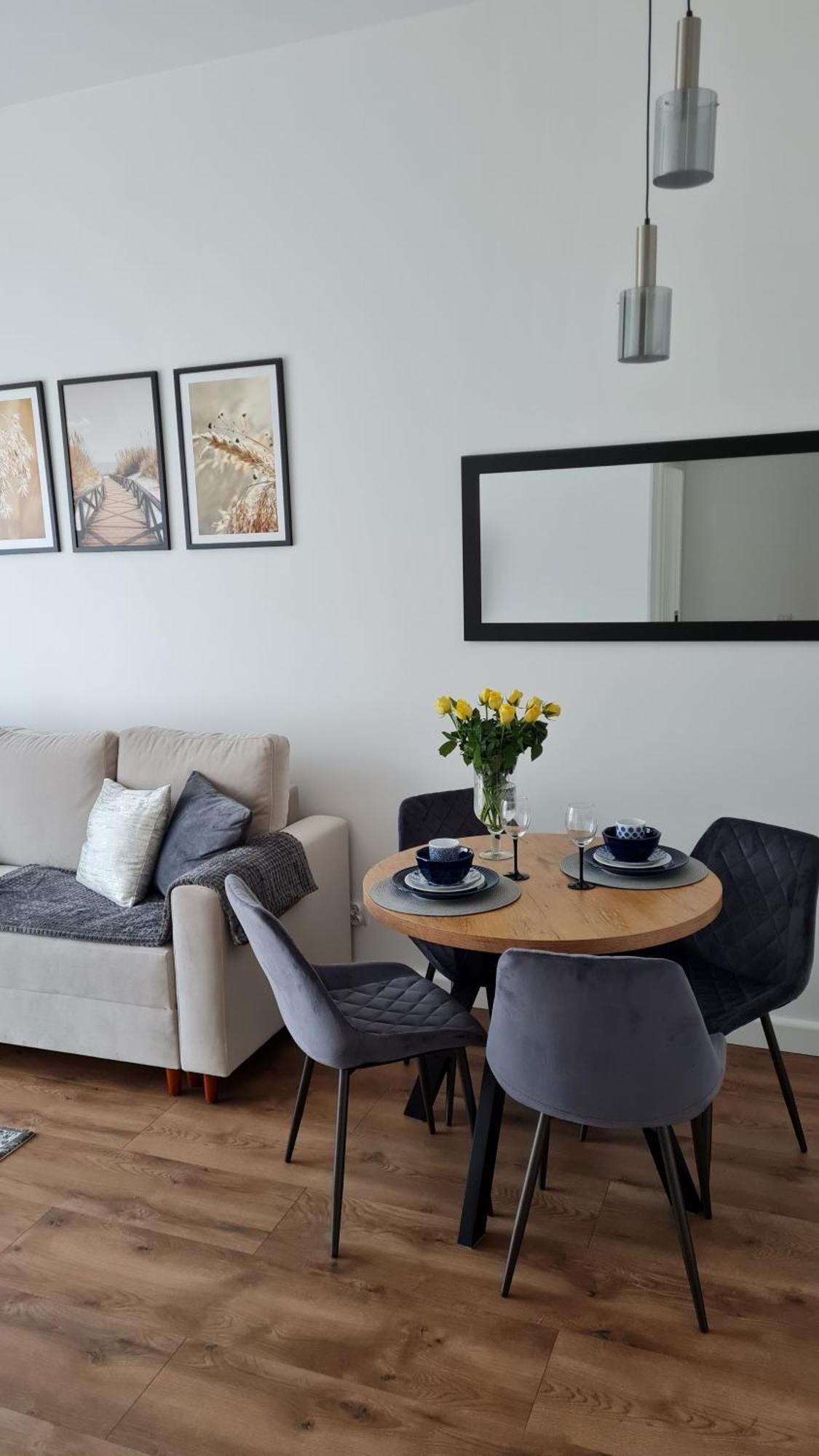 Daira Apartments อุสตรอเนียมอร์สเกีย ภายนอก รูปภาพ